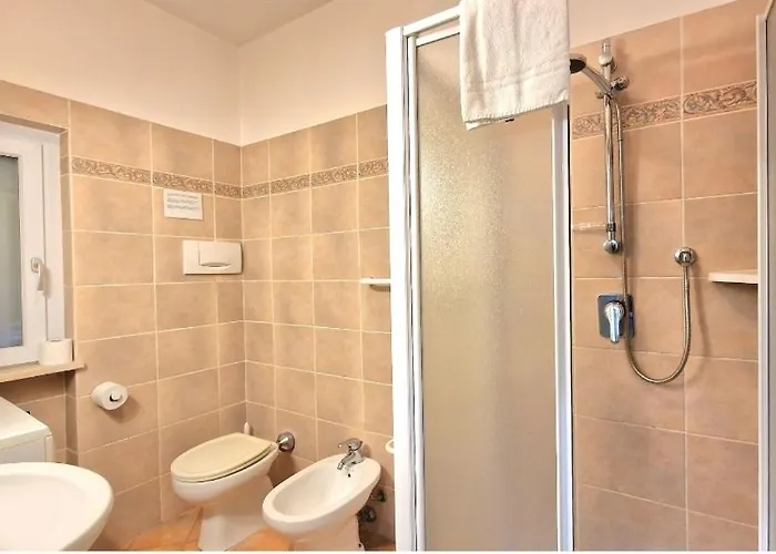 Chiara Pool * Bardolino